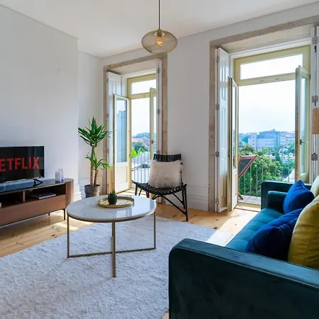 Gorgeous Flat W. Balcony In Iconic Pedestrian St Appartement *