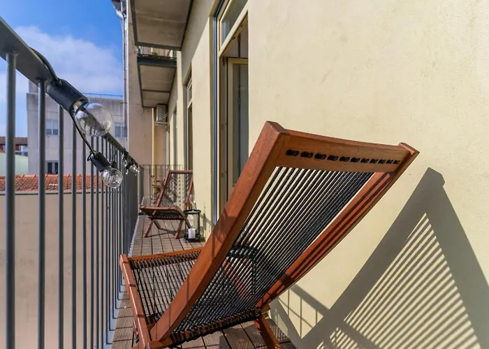 Gorgeous Flat W. Balcony In Iconic Pedestrian St Lejlighed